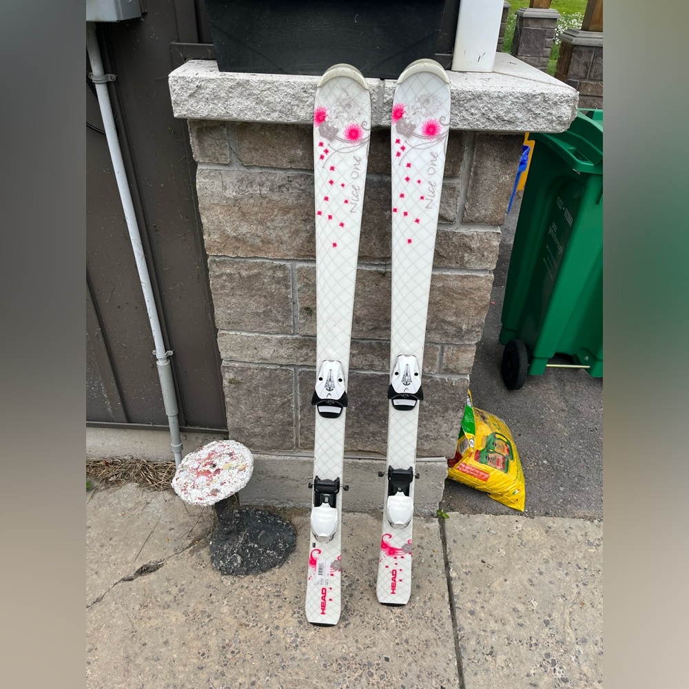 Girls Head Skis